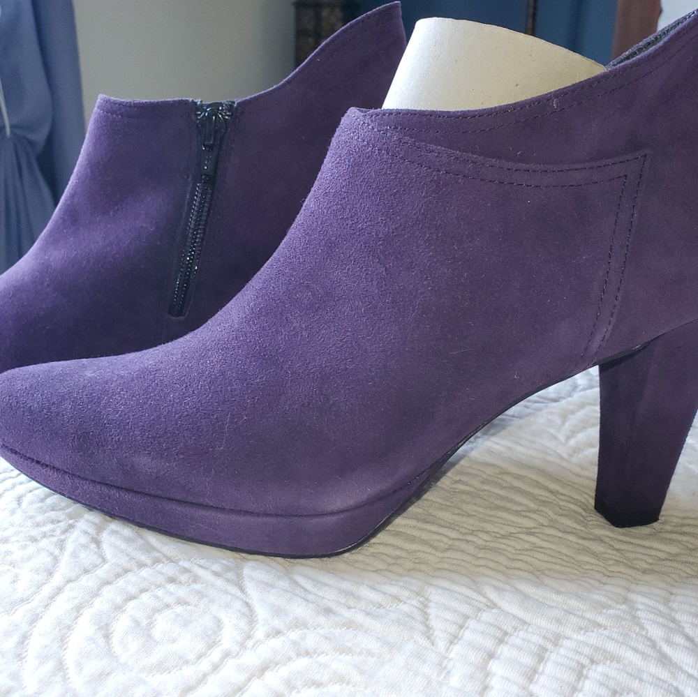 Booties - Picture 4 of 5